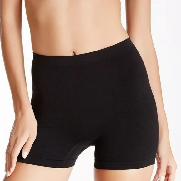 Skinny Girl Seamless Shaping Short